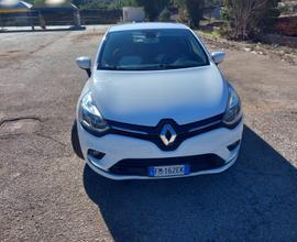 RENAULT Clio 4ª serie - 2017