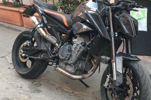 Ktm duke 790