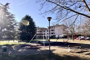 Appartamento di 94 m² con 3 locali e box auto a Le