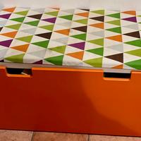 Panca ikea Smastad con contenitore e 2 cuscini