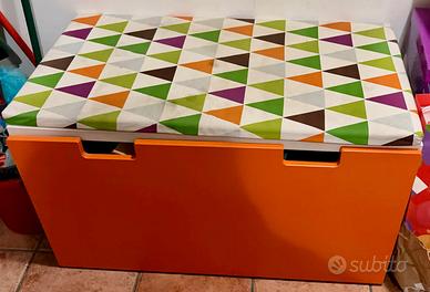 Panca ikea Smastad con contenitore e 2 cuscini