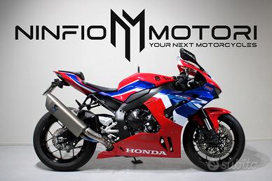 Honda CBR 1000 RR-R Fireblade - 2024