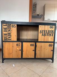 Mobile in legno