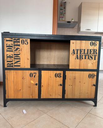Mobile in legno