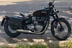 Triumph Bonnevile Bobber  1200