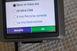 navigatore Garmin Nuvi 