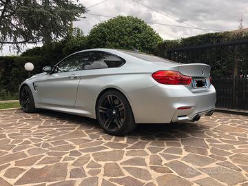 Noleggio Bmw M4 per cerimonie