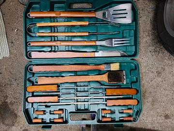 attrezzatura per barbecue 