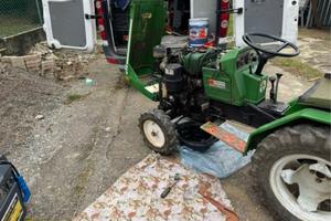 Trattore Ferrari T72 4x4 con fresa