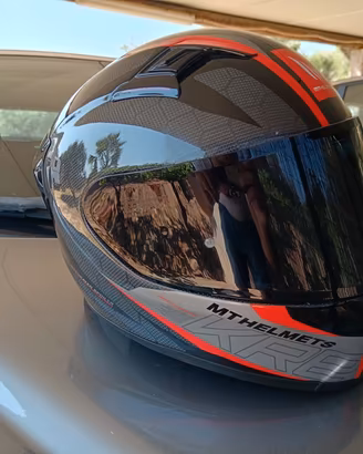 Casco integrale MT helmets