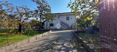VILLA SINGOLA A ALATRI