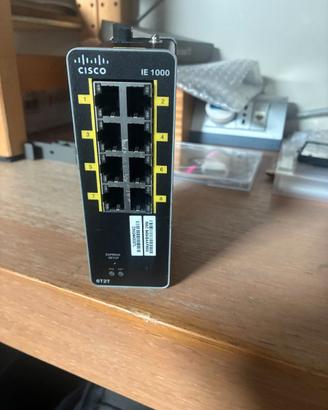 Cisco IE-1000-6T2T-LM switch di rete (TRATTABILE)