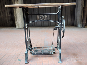 Base macchina da cucire Necchi euro 100