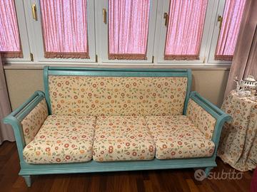 Divani in stile mediceo