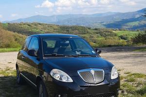 🚗 Lancia Ypsilon 1.3 Mjt – Motore km 0