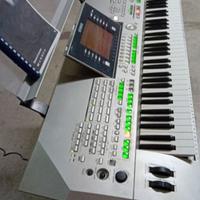 Tastiera Yamaha Tyros 2
