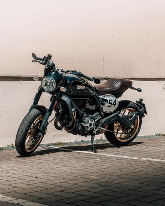 Ducati Scrambler Cafe Racer 2017, 35kW
