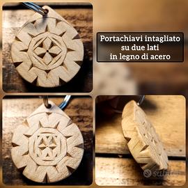 Portachiavi in legno, artigianato calabrese
