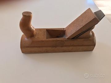 Pialla a mano lama 48