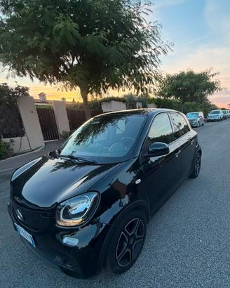 smart fourfour