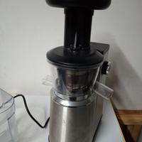 Hotpoint Ariston Slow Juicer SJ 4010