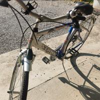 bicicletta uomo cambio shimano 