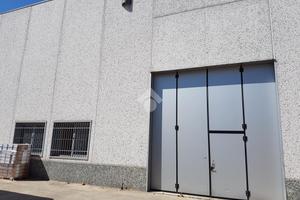 CAPANNONE A CARONNO PERTUSELLA