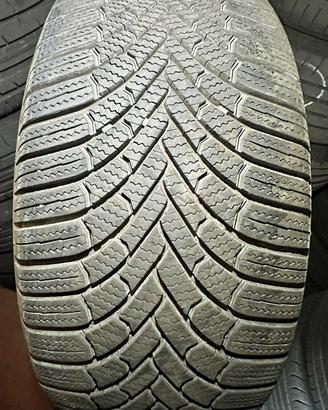Gomme Bridgestone Blizzak Invernali 235/55 - 18