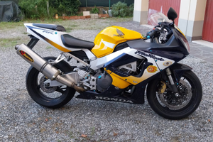 Honda CBR 900 rr fireblade