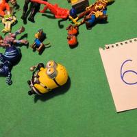 6 - GIOCHI PER BAMBINI - Diversi personaggi