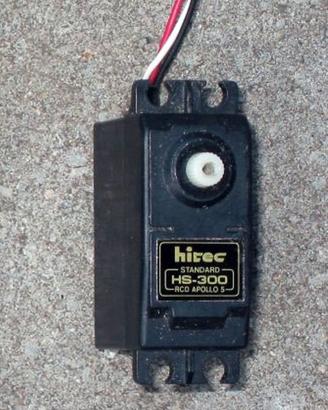 servocomando Hitec HS-300 