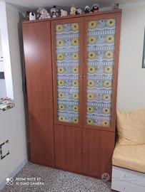 Dispensa con vetrina