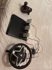 volante con pedali e cambio