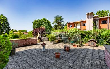 APPARTAMENTO IN CONTESTO RESIDENZIALE CON AMPIO TE