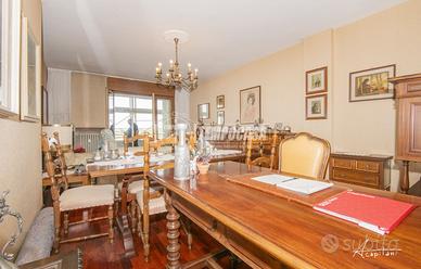 Quadrilocale con doppi servizi e garage