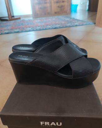 ciabatte con zeppa nere misura 37