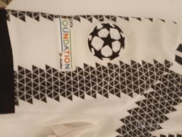 MAGLIA DELLA JUVE 