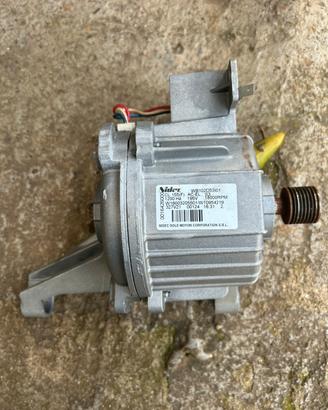 Motore per lavatrice hotpoint ariston aqualtis