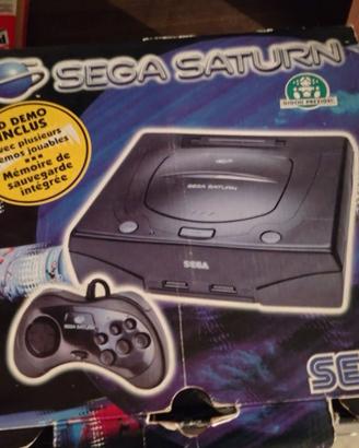 Sega Saturn PAL con scatola, giochi e Magic Card