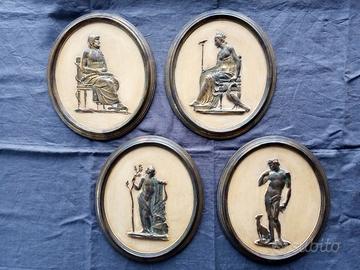Quadri ovali vintage con bassorilievo mitologia