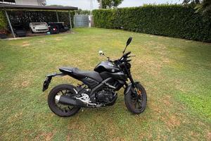 Moto Yamaha MTN 125-A settembre 2023 6997 km.