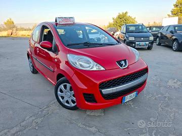 Peugeot 107 1.0 BENZINA SWEET YEARS AUTOMATICA !!!