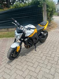 Yamaha fz1 laguna seca