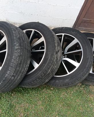 4 cerchi in lega R19 originali Nissan x-Trail t32