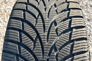 Gomme invernali 205/40R17