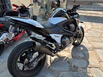 Kawasaki Z800 full power