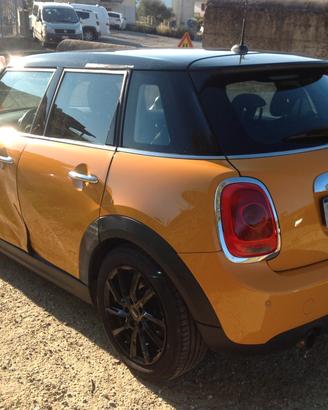 Mini Mini 1.5 Cooper Incidentata/Sinistrata