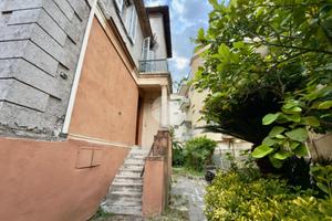 4 LOCALI A ROMA