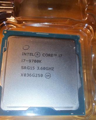 Intel Core i7-9700K 4.9 GHz LGA 1151 - Perfetto