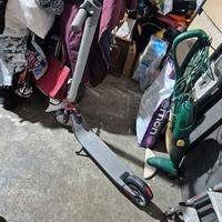 Monopattino elettrico ninebot by segway